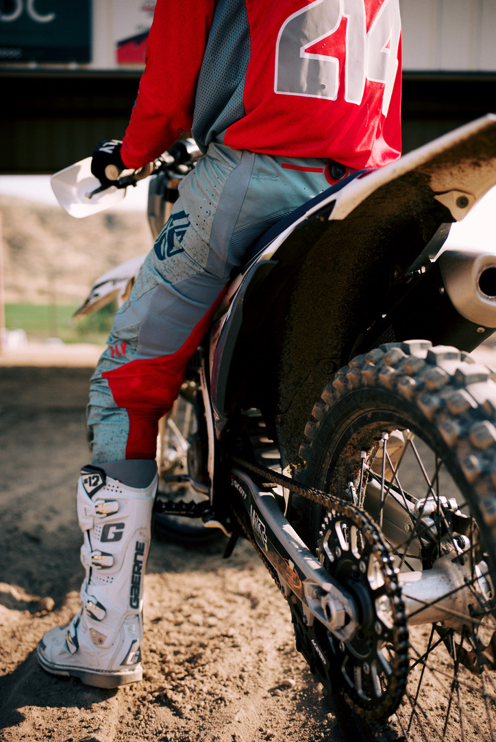 Summer with Xperia, behind the scenes frame 5